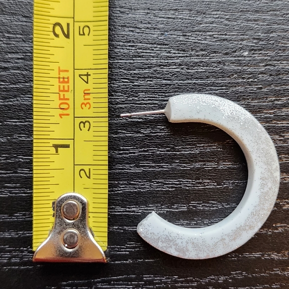 Silver glitter clay hoop earrings - Picture 10 of 10